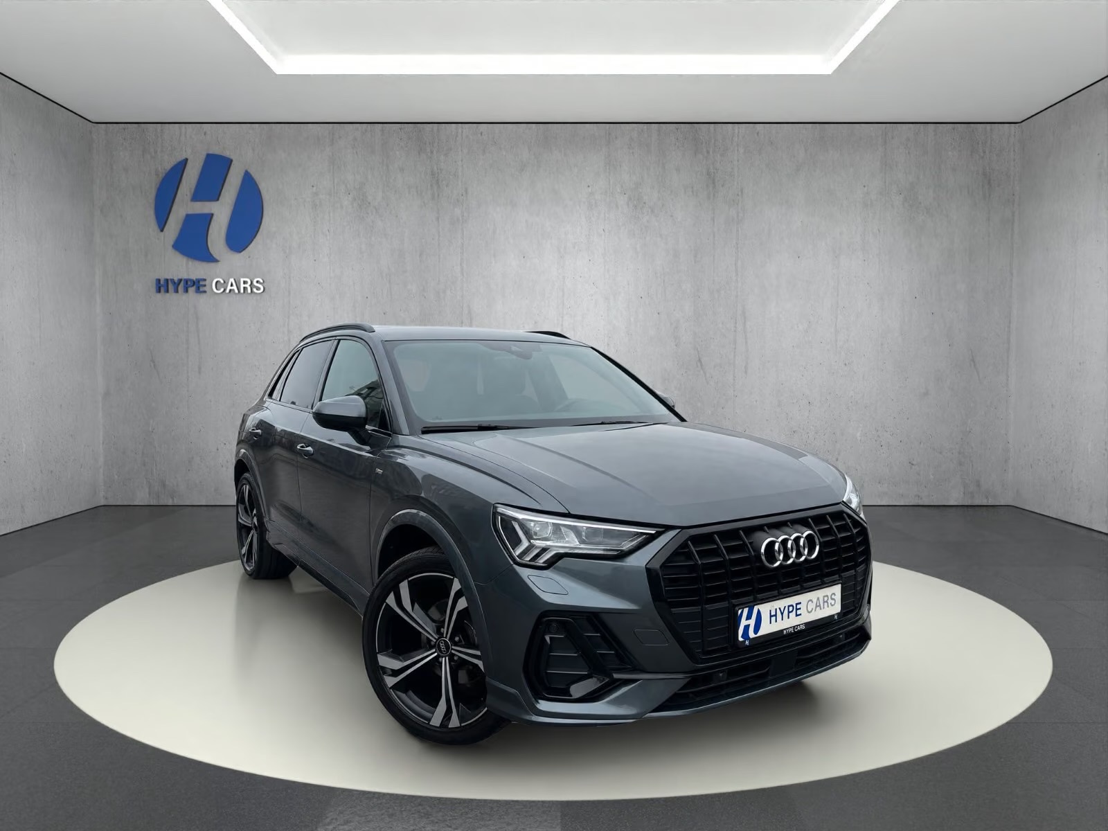 AUDI Q3 S LINE