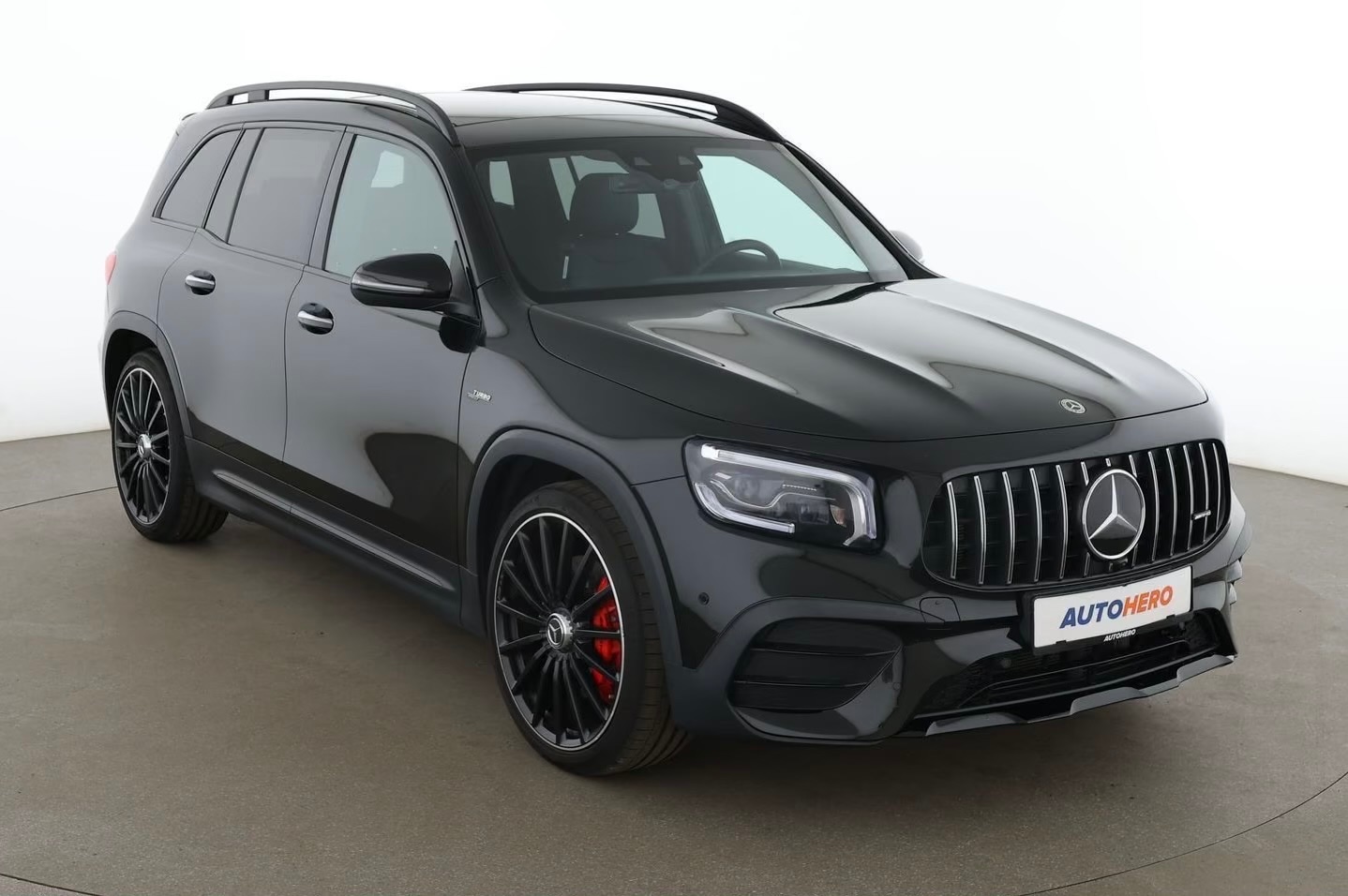 MERCEDES-AMG GLB 35 4MATIC